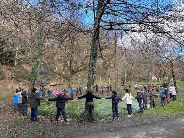 LH 5-6 urmaela besarkatzen.jpg